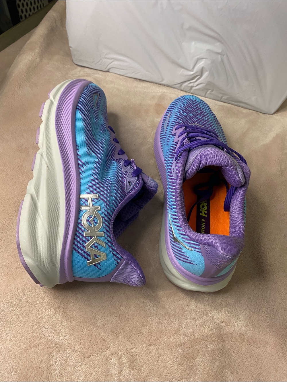 Hoka One One Clifton 9 Women Sneakers Shoes Size 7 brand new (no box) View 5